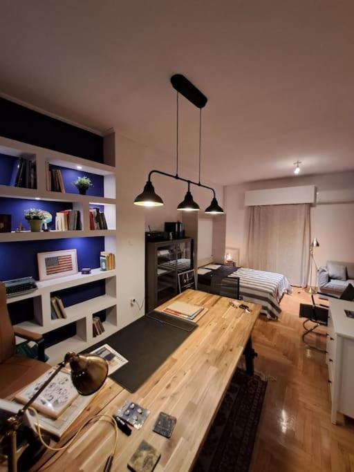 Chic Comfort: Where Cozy Meets Professional Athen Eksteriør bilde